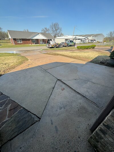 Driveway Washing in Muskogee, OK: Oil Stain Removal Methods That Actually Work